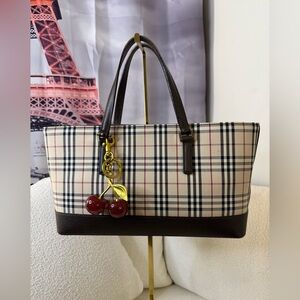 Burberry Nova Check Handbag/Tote 👜